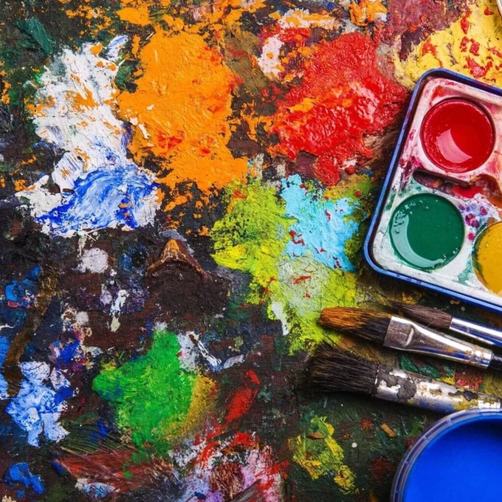 watercolor paints and paintbrushes p9ftxyy