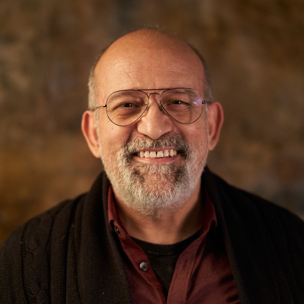 Testimonials portrait of a middle aged caucasian smiling man lo auu2wej 1 1.jpg